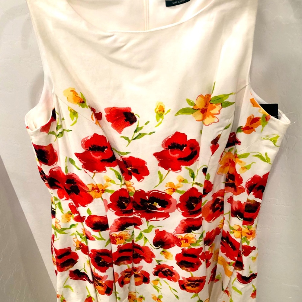 NWT Lauren Dress Size 10